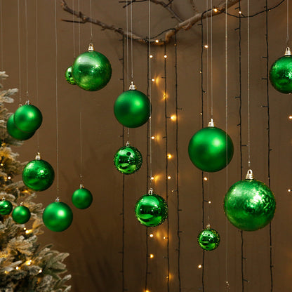 Green Decorative Christmas Balls Wreath