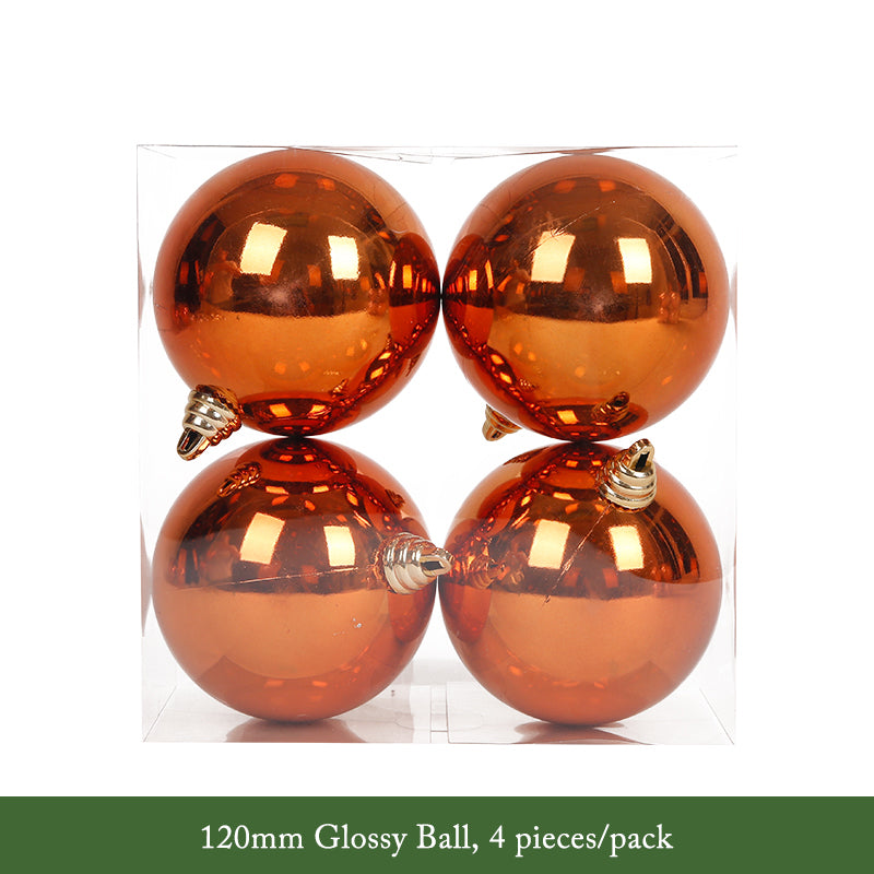 Orange Decorative Christmas Balls Wreath