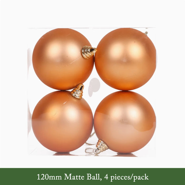 Orange Decorative Christmas Balls Wreath