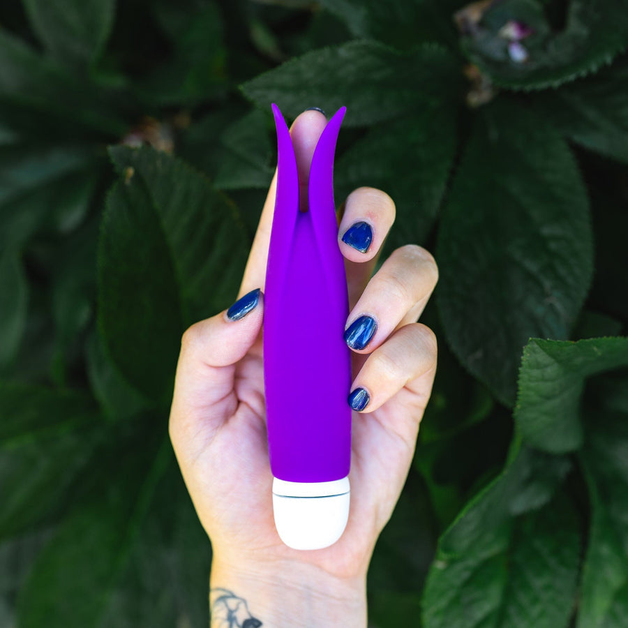 Waterproof Vibrator with Fluttering Tips