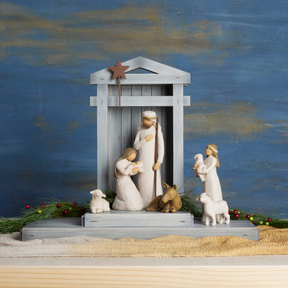 Starter Figures with Crèche, 7-piece Set